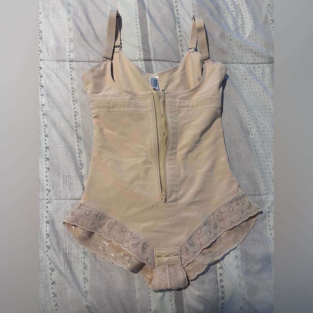Shapewear for tummy control